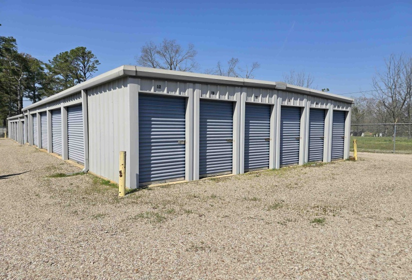 360 BLACK PL, Savannah, Tennessee 38372, ,Commercial/industrial,For Sale,BLACK,10220811