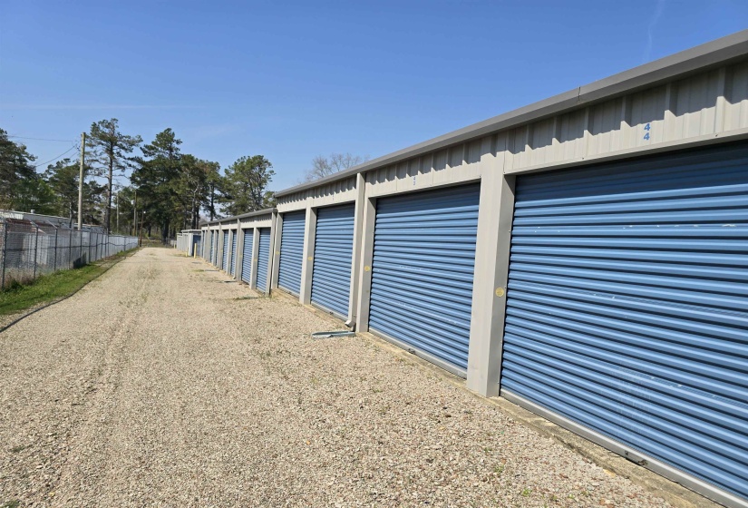 360 BLACK PL, Savannah, Tennessee 38372, ,Commercial/industrial,For Sale,BLACK,10220811