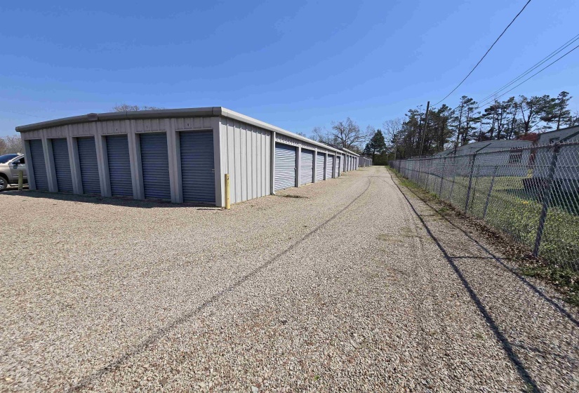 360 BLACK PL, Savannah, Tennessee 38372, ,Commercial/industrial,For Sale,BLACK,10220811