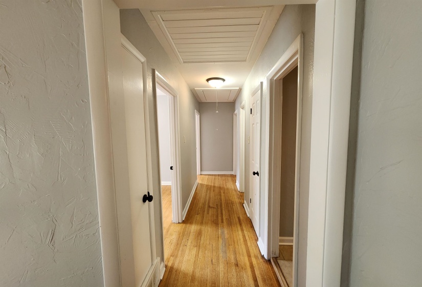 1315 WHITE STATION RD, Memphis, Tennessee 38117, 3 Bedrooms Bedrooms, 6 Rooms Rooms,1 BathroomBathrooms,Rental Properties,For Sale,WHITE STATION,10220808