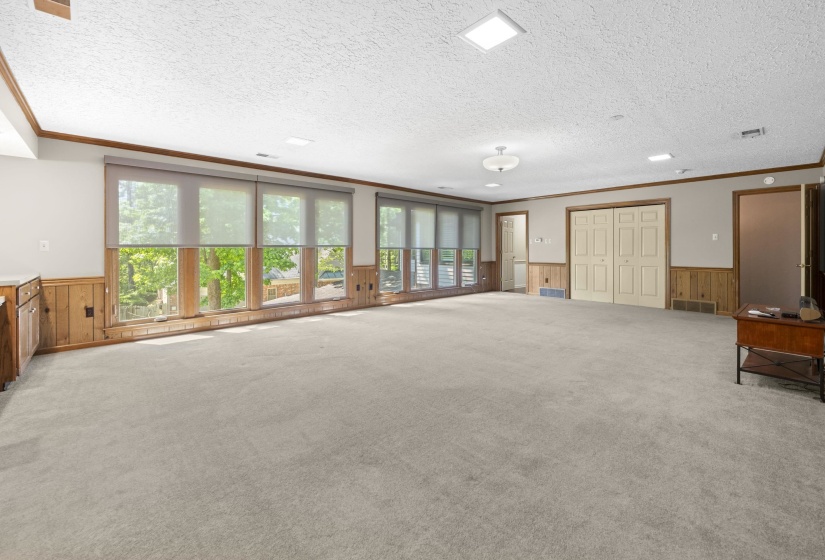 8449 LANSINGWOOD CV, Germantown, Tennessee 38139, 4 Bedroom Bedrooms, 1 Room Rooms,4.2 BathroomBathrooms,Residential,For Sale,LANSINGWOOD,0,10220804
