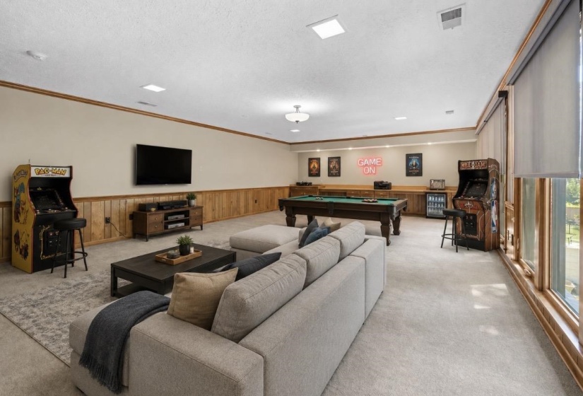 8449 LANSINGWOOD CV, Germantown, Tennessee 38139, 4 Bedroom Bedrooms, 1 Room Rooms,4.2 BathroomBathrooms,Residential,For Sale,LANSINGWOOD,0,10220804