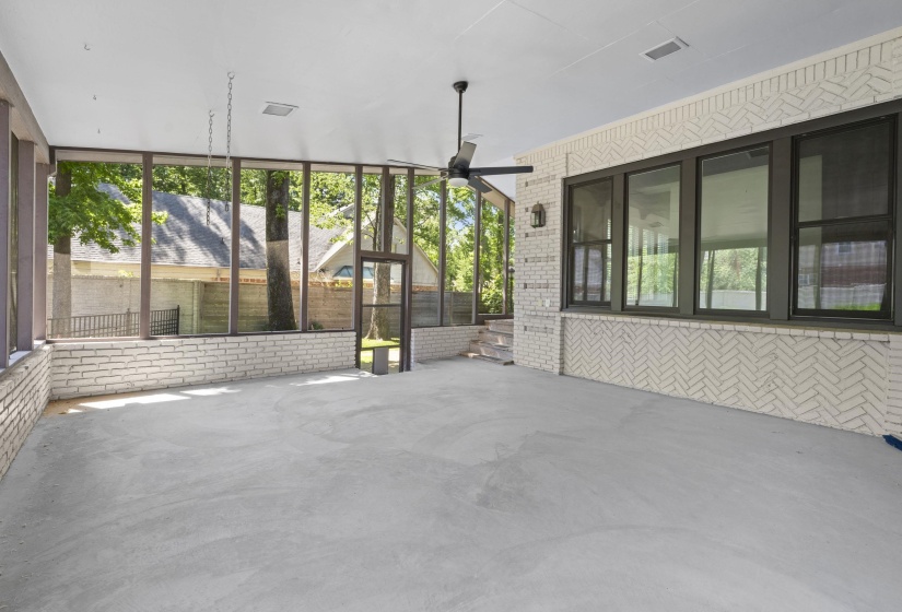 8449 LANSINGWOOD CV, Germantown, Tennessee 38139, 4 Bedroom Bedrooms, 1 Room Rooms,4.2 BathroomBathrooms,Residential,For Sale,LANSINGWOOD,0,10220804