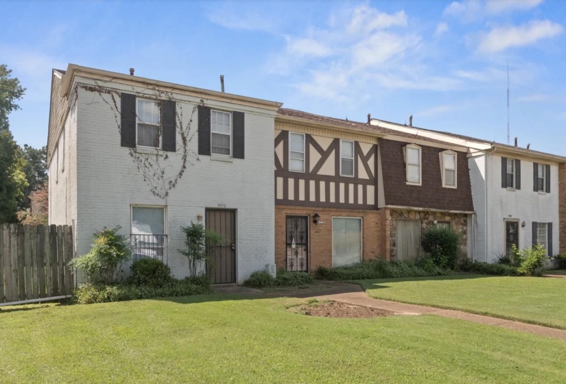 5573 PLEASANT VIEW DR, Memphis, Tennessee 38134, 3 Bedroom Bedrooms, 7 Room Rooms,2.1 BathroomBathrooms,Residential,For Sale,PLEASANT VIEW,0,10220807