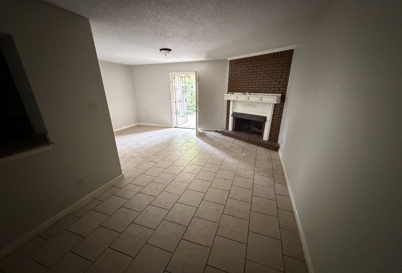 5573 PLEASANT VIEW DR, Memphis, Tennessee 38134, 3 Bedroom Bedrooms, 7 Room Rooms,2.1 BathroomBathrooms,Residential,For Sale,PLEASANT VIEW,0,10220807