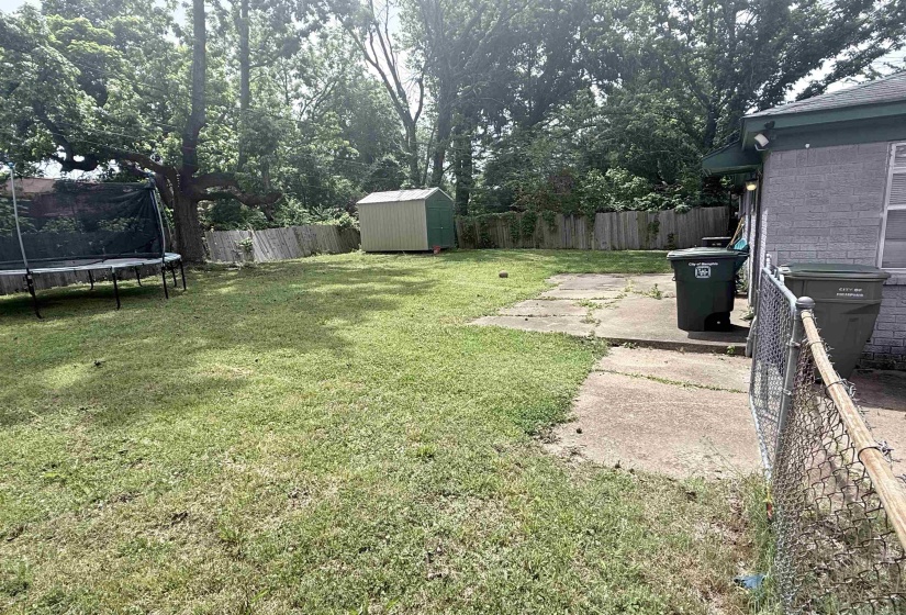 3784 BROOKMEADE ST, Memphis, Tennessee 38127, 4 Bedroom Bedrooms, 7 Room Rooms,2 BathroomBathrooms,Residential,For Sale,BROOKMEADE,0,10220812