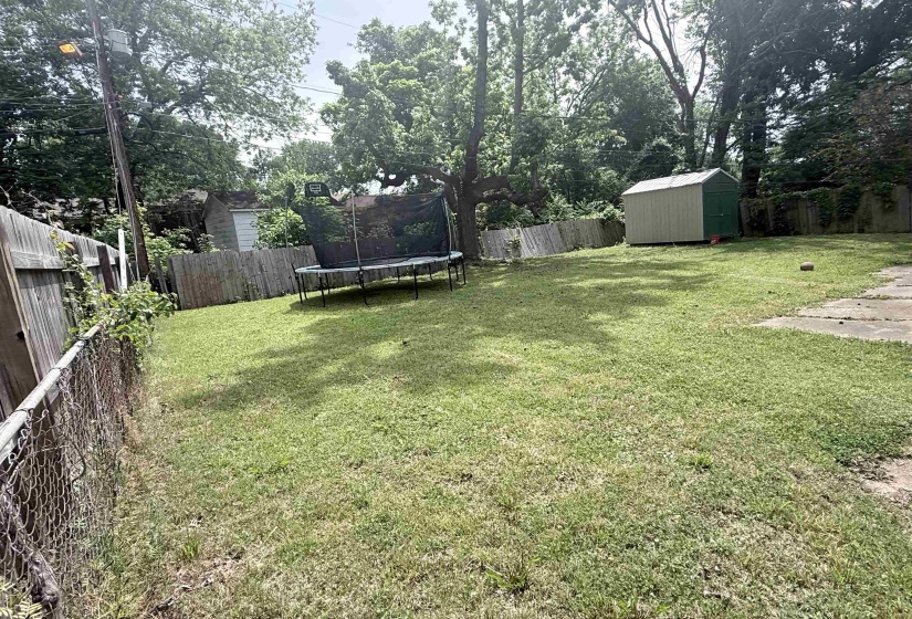 3784 BROOKMEADE ST, Memphis, Tennessee 38127, 4 Bedroom Bedrooms, 7 Room Rooms,2 BathroomBathrooms,Residential,For Sale,BROOKMEADE,0,10220812