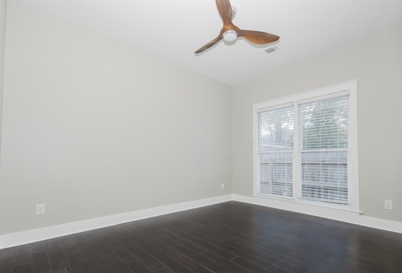 357 ANGELUS ST, Memphis, Tennessee 38112, 4 Bedroom Bedrooms, 7 Room Rooms,3 BathroomBathrooms,Residential,For Sale,ANGELUS,0,10220815
