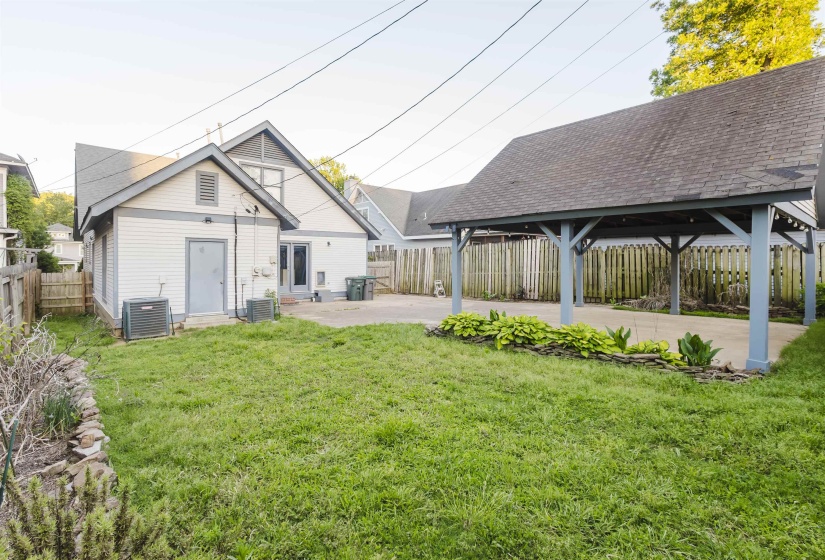 357 ANGELUS ST, Memphis, Tennessee 38112, 4 Bedroom Bedrooms, 7 Room Rooms,3 BathroomBathrooms,Residential,For Sale,ANGELUS,0,10220815