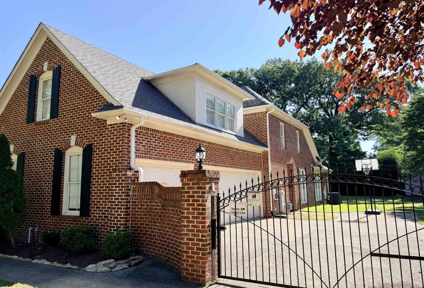 Three car garage