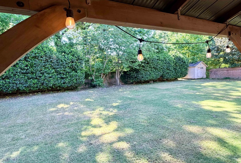 1816 NEW RIVERDALE RD, Germantown, Tennessee 38138, 5 Bedrooms Bedrooms, 10 Rooms Rooms,5.1 BathroomsBathrooms,Residential,For Sale,NEW RIVERDALE,10220834