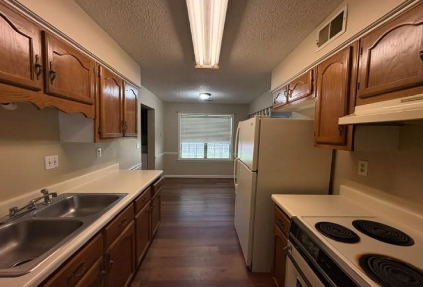 4551 PINE TOP CIR, Memphis, Tennessee 38141, 3 Bedroom Bedrooms, 7 Room Rooms,2 BathroomBathrooms,Rental Properties,For Sale,PINE TOP,0,10220843