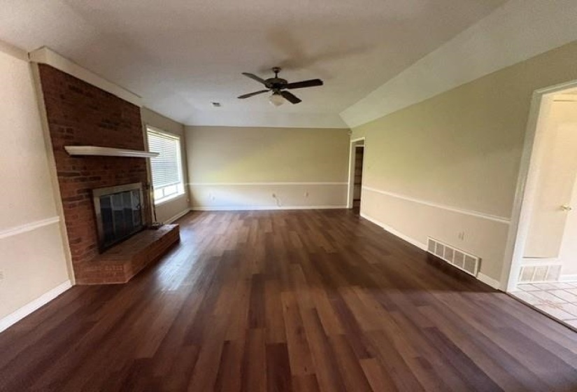 4551 PINE TOP CIR, Memphis, Tennessee 38141, 3 Bedroom Bedrooms, 7 Room Rooms,2 BathroomBathrooms,Rental Properties,For Sale,PINE TOP,0,10220843