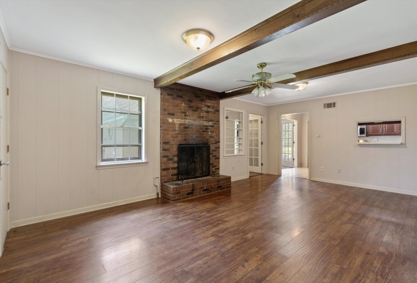 8280 HWY 196 HWY, Collierville, Tennessee 38017, 4 Bedroom Bedrooms, 9 Room Rooms,3 BathroomBathrooms,Rental Properties,For Sale,HWY 196,0,10220845