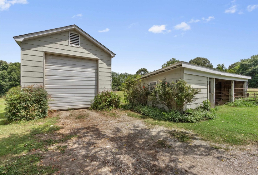 8280 HWY 196 HWY, Collierville, Tennessee 38017, 4 Bedroom Bedrooms, 9 Room Rooms,3 BathroomBathrooms,Rental Properties,For Sale,HWY 196,0,10220845