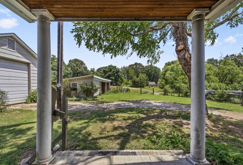 8280 HWY 196 HWY, Collierville, Tennessee 38017, 4 Bedroom Bedrooms, 9 Room Rooms,3 BathroomBathrooms,Rental Properties,For Sale,HWY 196,0,10220845