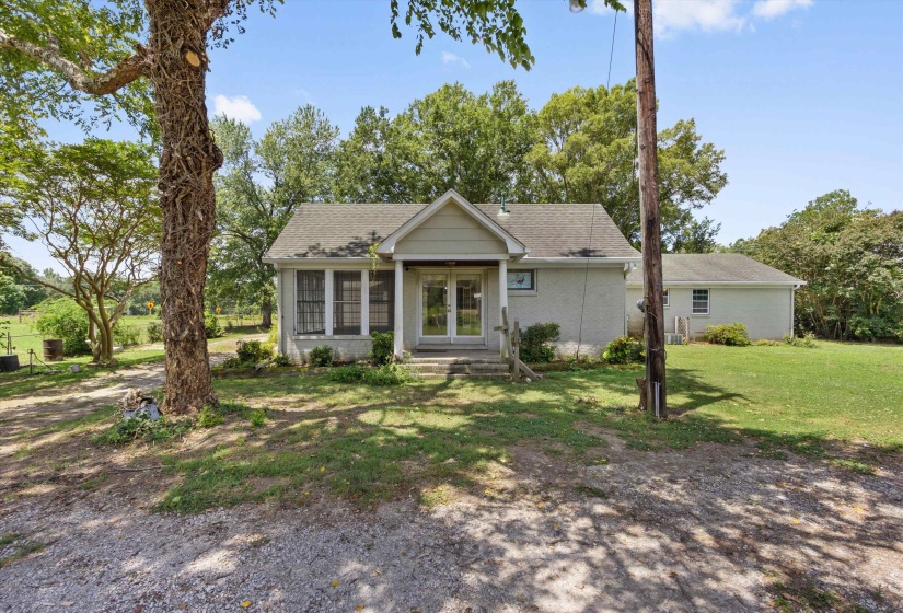8280 HWY 196 HWY, Collierville, Tennessee 38017, 4 Bedroom Bedrooms, 9 Room Rooms,3 BathroomBathrooms,Rental Properties,For Sale,HWY 196,0,10220845