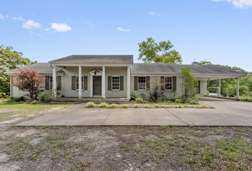 8280 HWY 196 HWY, Collierville, Tennessee 38017, 4 Bedroom Bedrooms, 9 Room Rooms,3 BathroomBathrooms,Rental Properties,For Sale,HWY 196,0,10220845