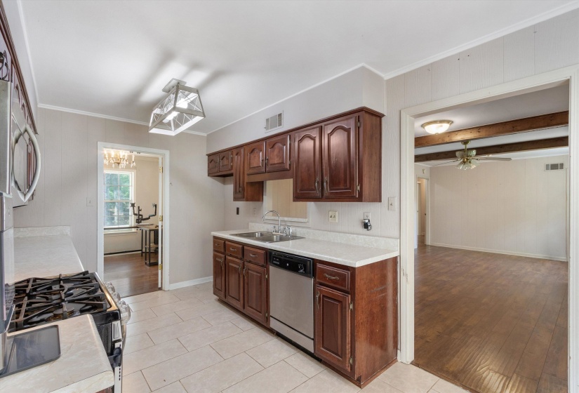 8280 HWY 196 HWY, Collierville, Tennessee 38017, 4 Bedroom Bedrooms, 9 Room Rooms,3 BathroomBathrooms,Rental Properties,For Sale,HWY 196,0,10220845