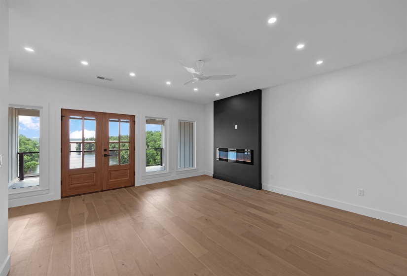 158 CARIBE ROYALE PT, Savannah, Tennessee 38372, 5 Bedroom Bedrooms, 7 Room Rooms,4.1 BathroomBathrooms,Residential,For Sale,CARIBE ROYALE,0,10220850