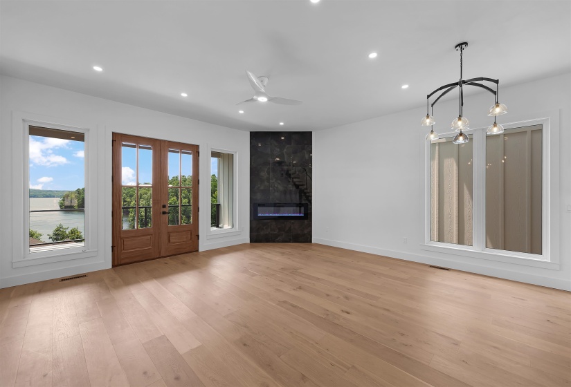 158 CARIBE ROYALE PT, Savannah, Tennessee 38372, 5 Bedroom Bedrooms, 7 Room Rooms,4.1 BathroomBathrooms,Residential,For Sale,CARIBE ROYALE,0,10220850