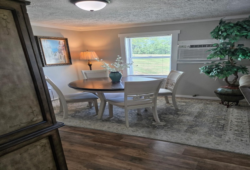 819 MAPLE ST, Adamsville, Tennessee 38310, 1 Bedroom Bedrooms, 7 Room Rooms,1.1 BathroomBathrooms,Residential,For Sale,MAPLE,0,10220857