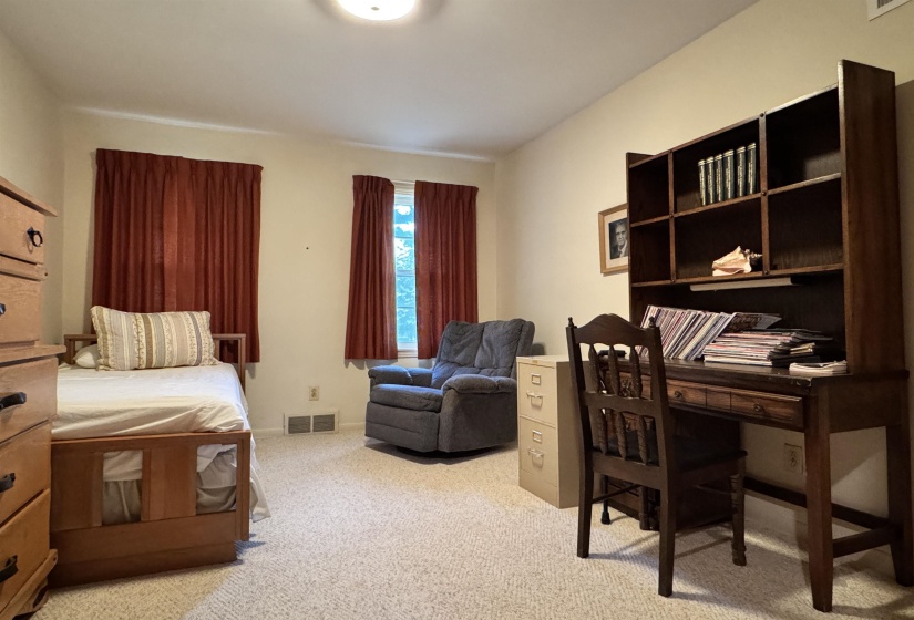 430 ROSSER RD, Memphis, Tennessee 38120, 3 Bedrooms Bedrooms, 7 Rooms Rooms,2 BathroomsBathrooms,Residential,For Sale,ROSSER,10220860