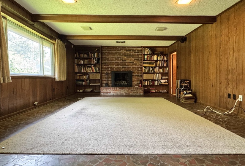 430 ROSSER RD, Memphis, Tennessee 38120, 3 Bedrooms Bedrooms, 7 Rooms Rooms,2 BathroomsBathrooms,Residential,For Sale,ROSSER,10220860