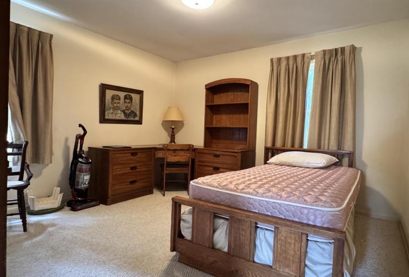 430 ROSSER RD, Memphis, Tennessee 38120, 3 Bedrooms Bedrooms, 7 Rooms Rooms,2 BathroomsBathrooms,Residential,For Sale,ROSSER,10220860