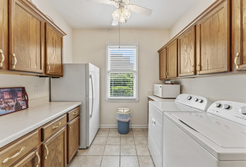 9302 CANABRIDGE DR, Lakeland, Tennessee 38002, 5 Bedrooms Bedrooms, 8 Rooms Rooms,3.1 BathroomsBathrooms,Residential,For Sale,CANABRIDGE,10220861
