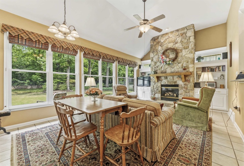 9302 CANABRIDGE DR, Lakeland, Tennessee 38002, 5 Bedrooms Bedrooms, 8 Rooms Rooms,3.1 BathroomsBathrooms,Residential,For Sale,CANABRIDGE,10220861