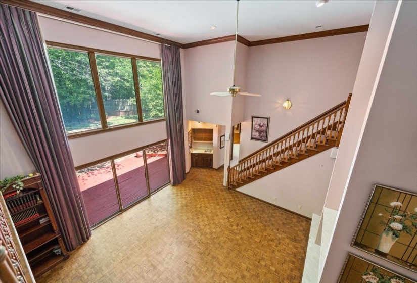 5992 MANOR CV, Memphis, Tennessee 38120, 6 Bedrooms Bedrooms, 12 Rooms Rooms,4 BathroomsBathrooms,Residential,For Sale,MANOR,10220862