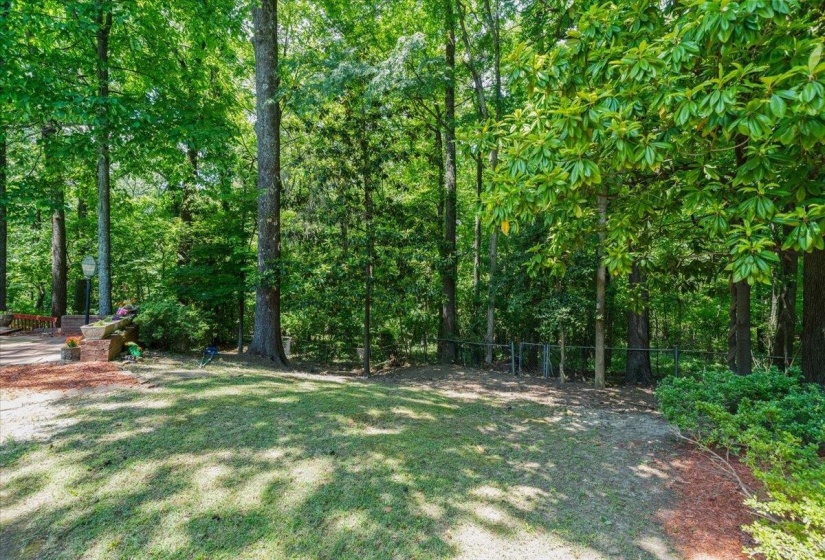 5992 MANOR CV, Memphis, Tennessee 38120, 6 Bedrooms Bedrooms, 12 Rooms Rooms,4 BathroomsBathrooms,Residential,For Sale,MANOR,10220862