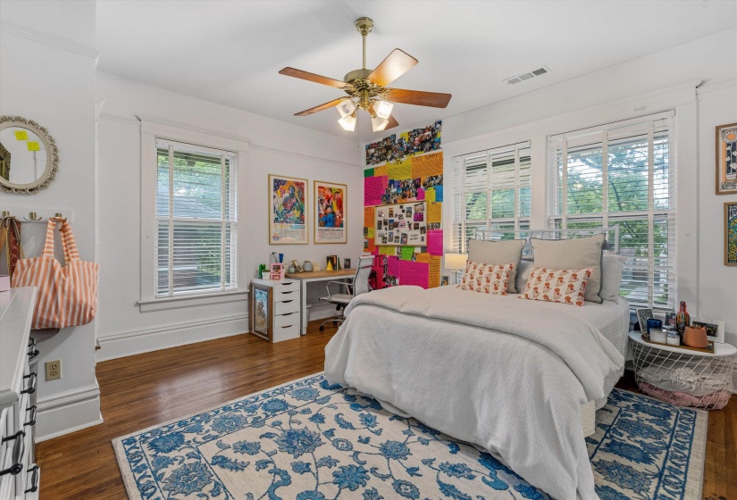 1620 CARR AVE, Memphis, Tennessee 38104, 4 Bedrooms Bedrooms, 8 Rooms Rooms,2.1 BathroomsBathrooms,Residential,For Sale,CARR,10220869