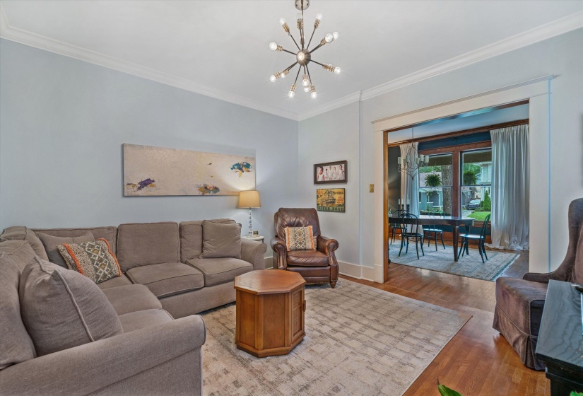 1620 CARR AVE, Memphis, Tennessee 38104, 4 Bedrooms Bedrooms, 8 Rooms Rooms,2.1 BathroomsBathrooms,Residential,For Sale,CARR,10220869