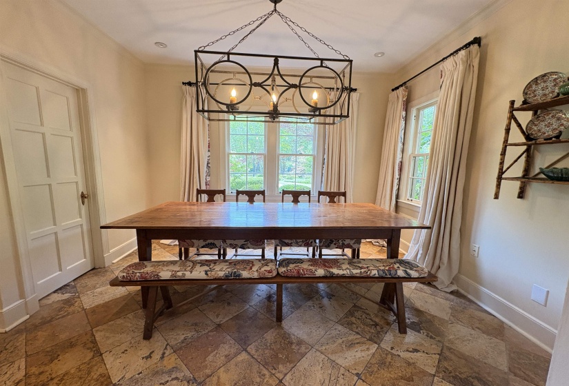 55 ST ANDREWS FWY, Memphis, Tennessee 38111, 5 Bedrooms Bedrooms, 10 Rooms Rooms,4.1 BathroomsBathrooms,Rental Properties,For Sale,ST ANDREWS,10220877