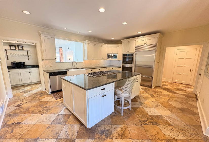 55 ST ANDREWS FWY, Memphis, Tennessee 38111, 5 Bedrooms Bedrooms, 10 Rooms Rooms,4.1 BathroomsBathrooms,Rental Properties,For Sale,ST ANDREWS,10220877