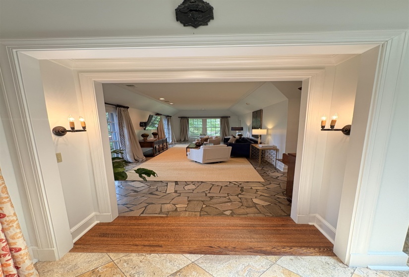 55 ST ANDREWS FWY, Memphis, Tennessee 38111, 5 Bedrooms Bedrooms, 10 Rooms Rooms,4.1 BathroomsBathrooms,Rental Properties,For Sale,ST ANDREWS,10220877