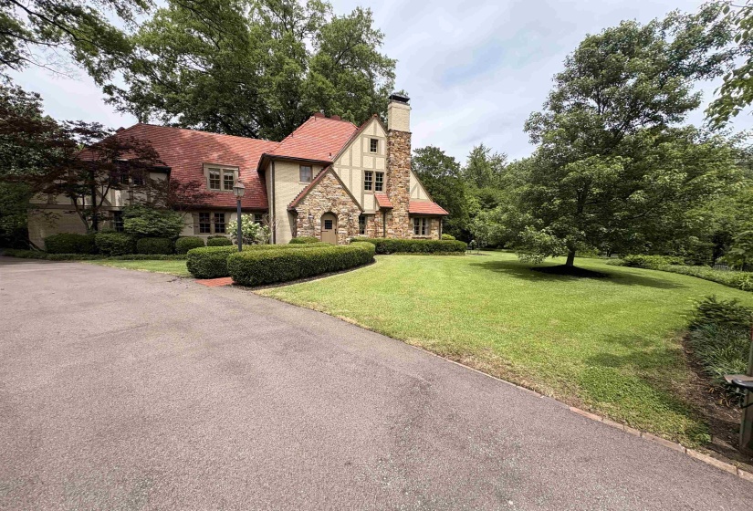55 ST ANDREWS FWY, Memphis, Tennessee 38111, 5 Bedrooms Bedrooms, 10 Rooms Rooms,4.1 BathroomsBathrooms,Rental Properties,For Sale,ST ANDREWS,10220877