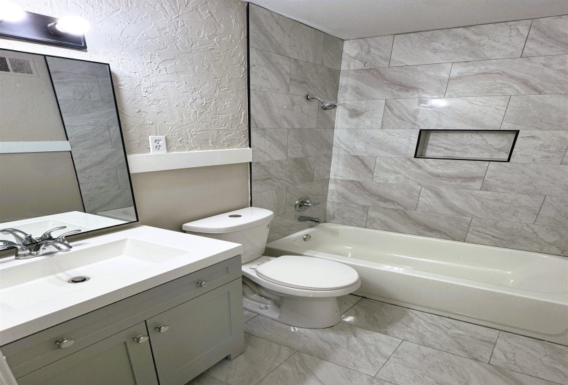 4535 VIOLET CV, Memphis, Tennessee 38122, 3 Bedrooms Bedrooms, 8 Rooms Rooms,2 BathroomsBathrooms,Rental Properties,For Sale,VIOLET,10220881