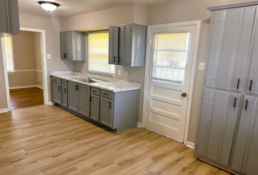 4535 VIOLET CV, Memphis, Tennessee 38122, 3 Bedrooms Bedrooms, 8 Rooms Rooms,2 BathroomsBathrooms,Rental Properties,For Sale,VIOLET,10220881
