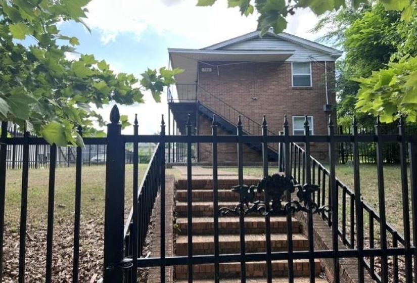 706 FIFTH AVE, Memphis, Tennessee 38107, ,Multi-family,For Sale,FIFTH,10220899
