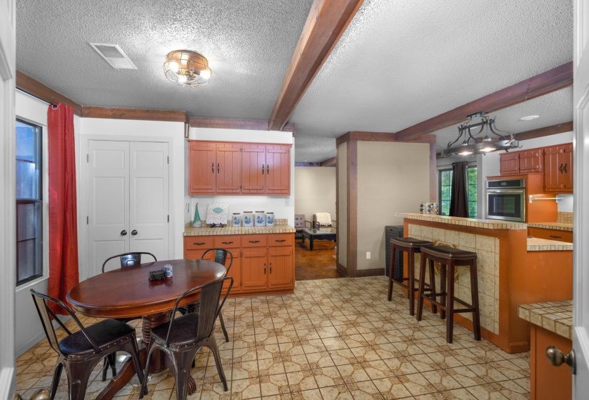 35 VINE GROVE LN, Memphis, Tennessee 38018, 3 Bedroom Bedrooms, 8 Room Rooms,2 BathroomBathrooms,Residential,For Sale,VINE GROVE,0,10220227