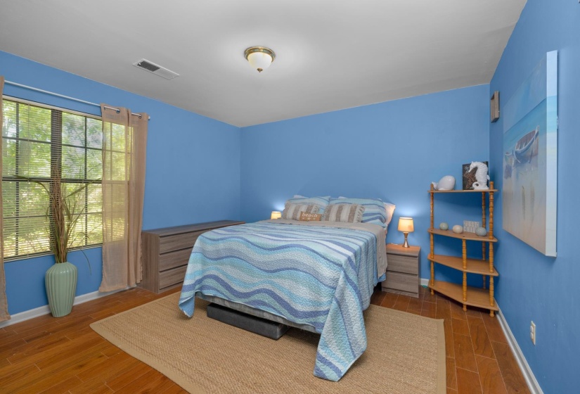 35 VINE GROVE LN, Memphis, Tennessee 38018, 3 Bedroom Bedrooms, 8 Room Rooms,2 BathroomBathrooms,Residential,For Sale,VINE GROVE,0,10220227