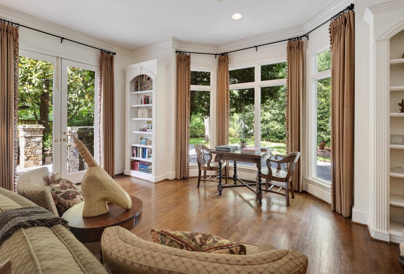 175 WARING RD, Memphis, Tennessee 38117, 5 Bedroom Bedrooms, 11 Room Rooms,6.1 BathroomBathrooms,Residential,For Sale,WARING,0,10220874