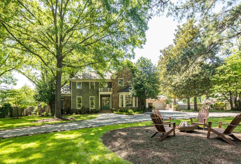 175 WARING RD, Memphis, Tennessee 38117, 5 Bedroom Bedrooms, 11 Room Rooms,6.1 BathroomBathrooms,Residential,For Sale,WARING,0,10220874