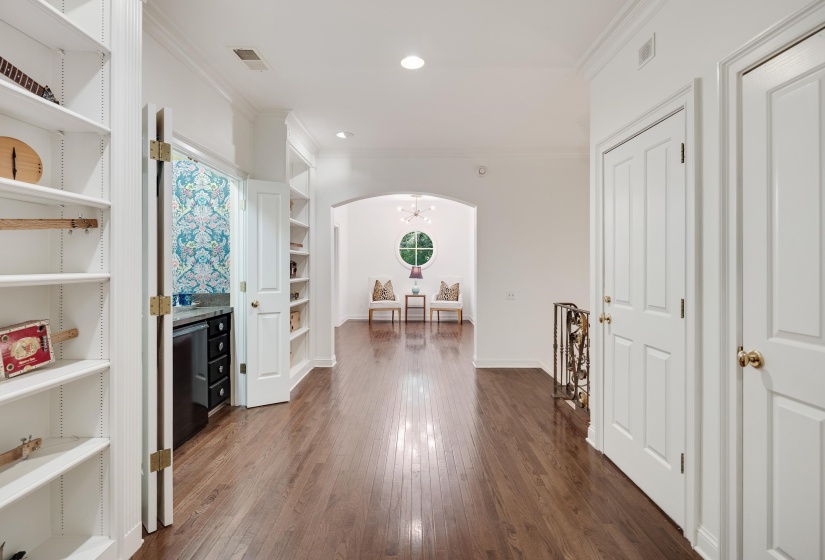 175 WARING RD, Memphis, Tennessee 38117, 5 Bedroom Bedrooms, 11 Room Rooms,6.1 BathroomBathrooms,Residential,For Sale,WARING,0,10220874