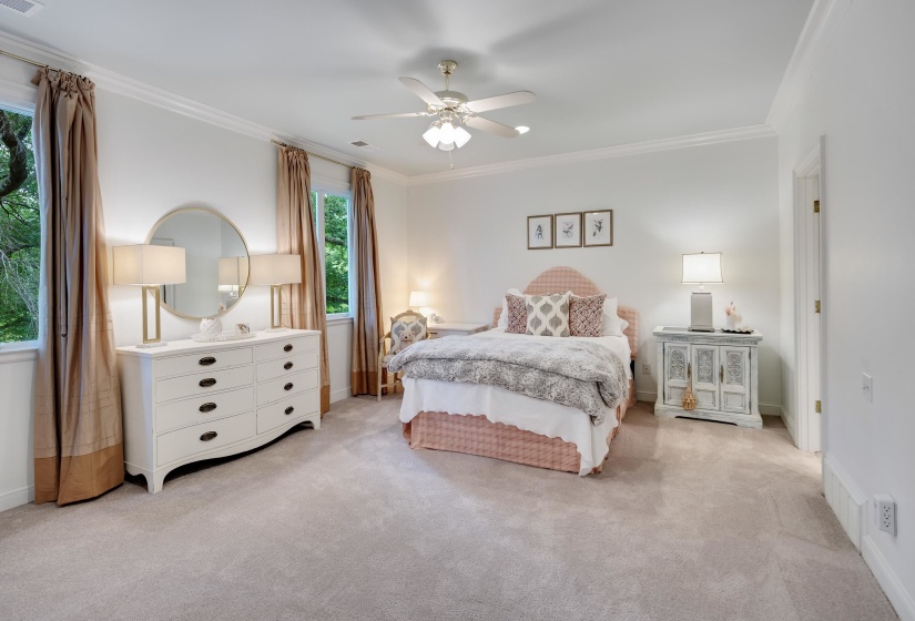 175 WARING RD, Memphis, Tennessee 38117, 5 Bedroom Bedrooms, 11 Room Rooms,6.1 BathroomBathrooms,Residential,For Sale,WARING,0,10220874