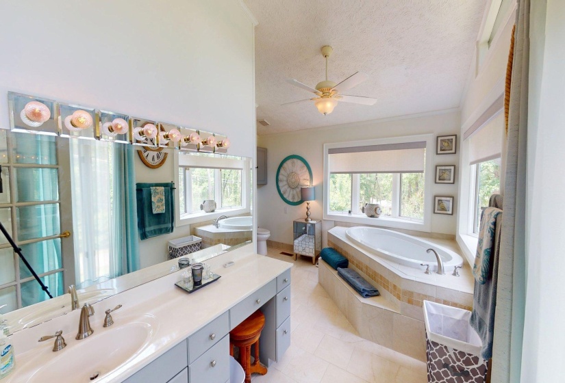 650 CANEY HOLLOW RD, Counce, Tennessee 38326, 5 Bedroom Bedrooms, 14 Room Rooms,4 BathroomBathrooms,Residential,For Sale,CANEY HOLLOW,0,10220875