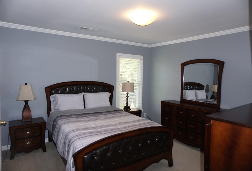 1389 CEDAR HOLLOW DR, Memphis, Tennessee 38016, 4 Bedroom Bedrooms, 8 Room Rooms,2.1 BathroomBathrooms,Residential,For Sale,CEDAR HOLLOW,0,10220878